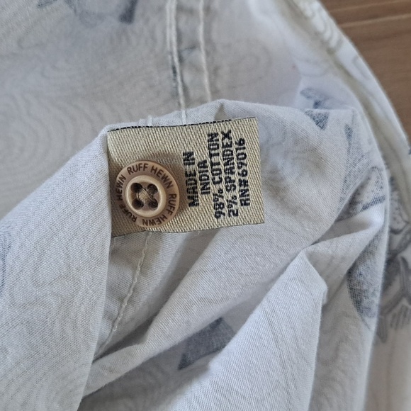 Ruff Hewn Men's White Navy Short Sleeve Fish Print Button Up Cotton Blend Shirt - Picture 8 of 10